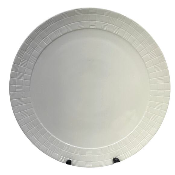 Chantilly White Graphic Studio Nova Embossed 13" Large Round Serving Platter - Picture 1 of 4